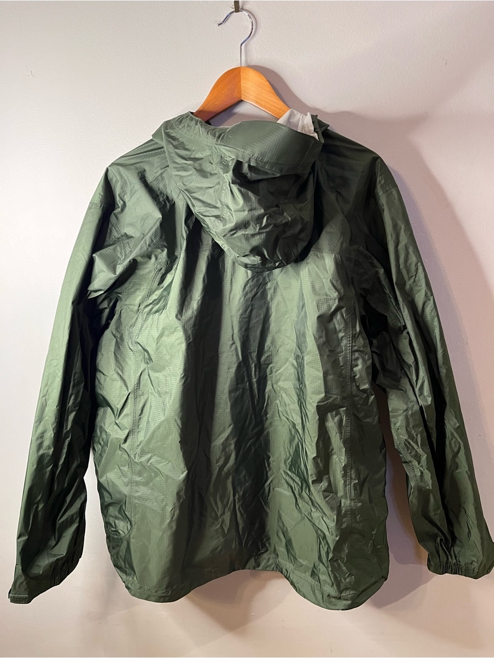 L.L. Bean Men's Trail Model Hooded Rain Jacket Size XL in Deep Loden - Picture 3 of 6